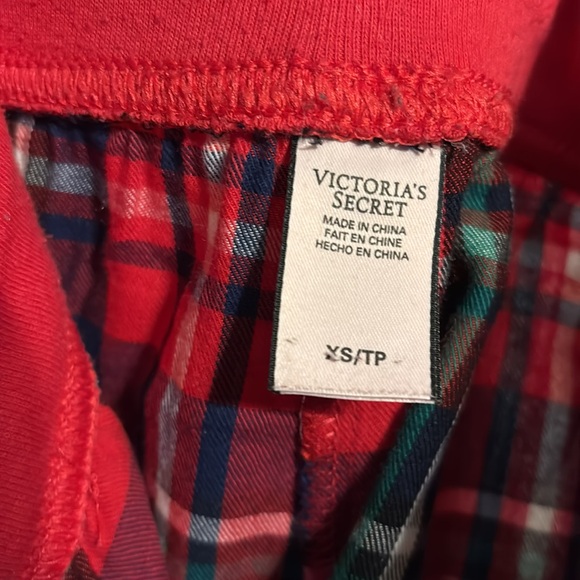 Victoria's Secret Red Plaid Women's Shorts size XS - Picture 5 of 7